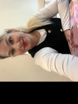 Love readings past present future