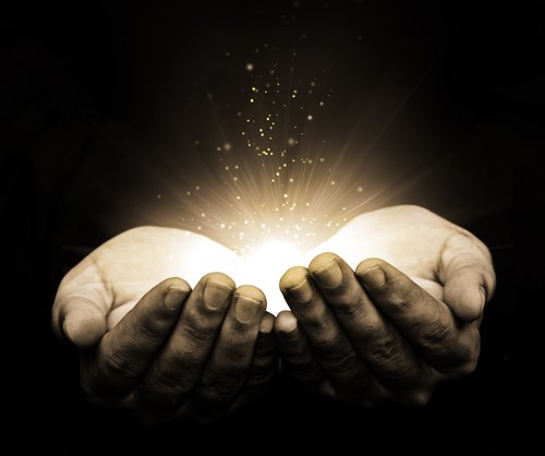 Auric Hands