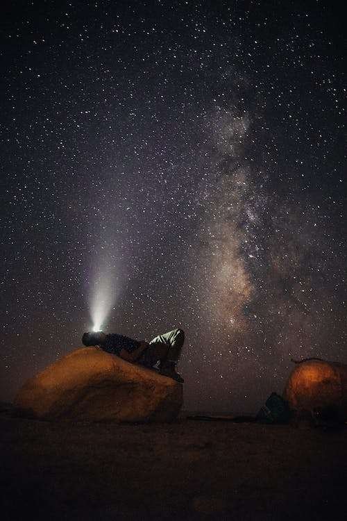 Astro-Wellness: How the Stars Can Guide Your Health and Well-Being