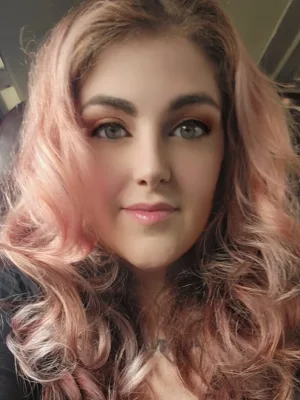 Specializing in spirit guides, trusting the universe, healing, and clarity to finding your highest path to light and love.