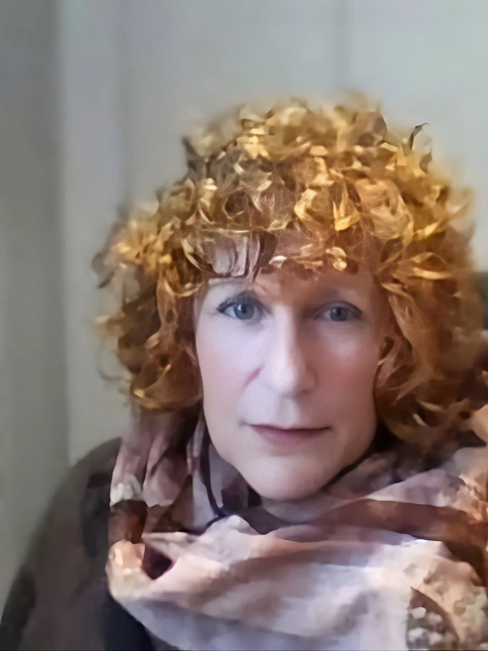 I deeply connect to uncover hidden dynamics through strong spiritual connection with kindness and love