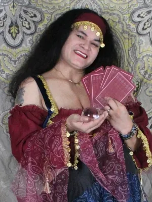 Come get an Intuitive Tarot or Oracle Card Reading