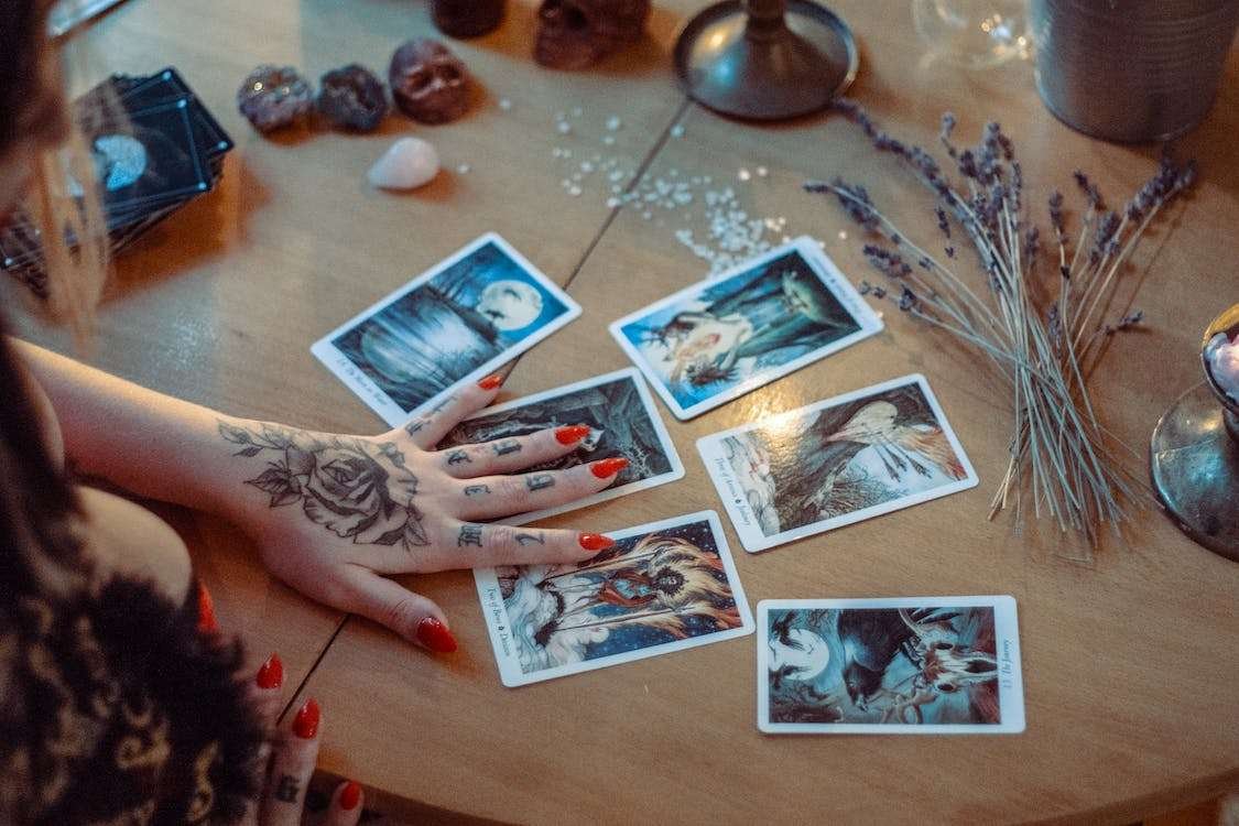 Self-Discovery Tips for Tarot Reading