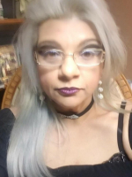 Psychic medium and clairvoyant offering insight into all matters of love life and business